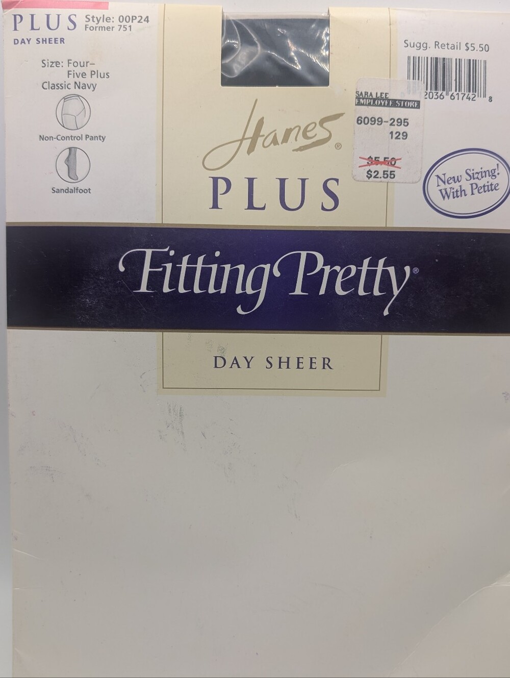 Hanes Plus Fitting Pretty Day Sheer Pantyhose Size 4-5 Plus Classic Navy